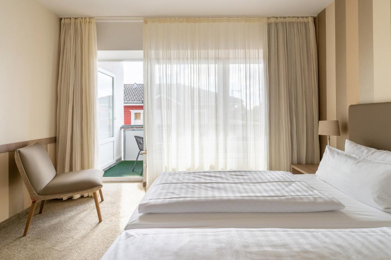 Hotel Am Schlosspark Garni Husum  Extérieur photo