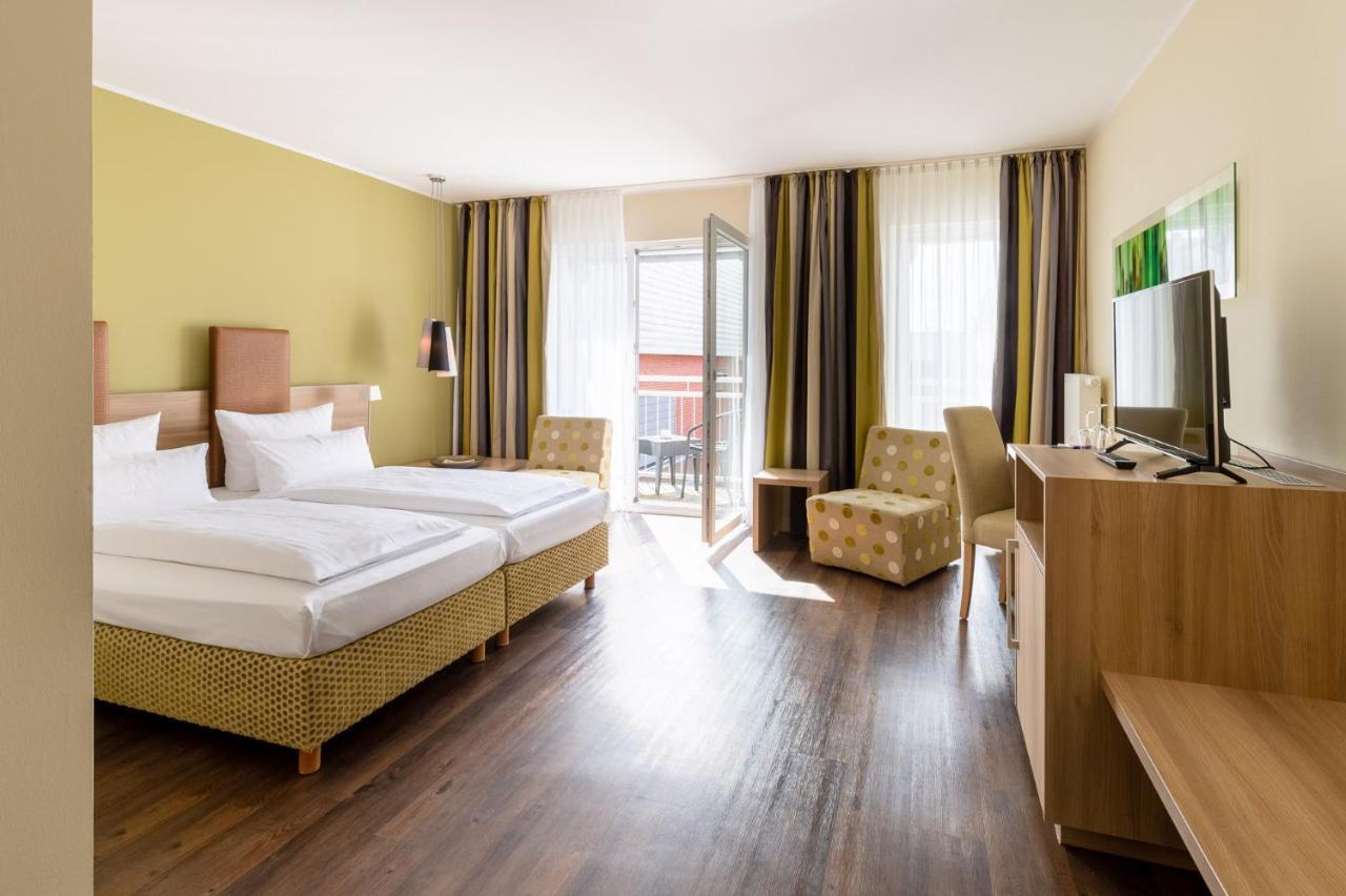 Hotel Am Schlosspark Garni Husum  Extérieur photo